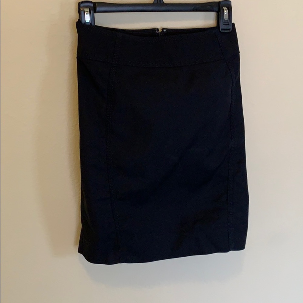 WHITE HOUSE|BLACK MARKET Pencil Skirt
